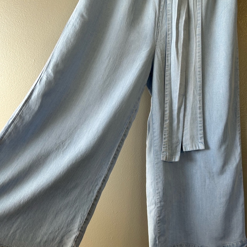 Forever, 21 contemporary wide leg gauchos  blue‎ denim look belted high waisted - Picture 3 of 9